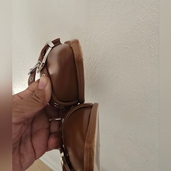 Quince Italian Leather Bold Buckle Slingback Flat Size 8 - Picture 4 of 12